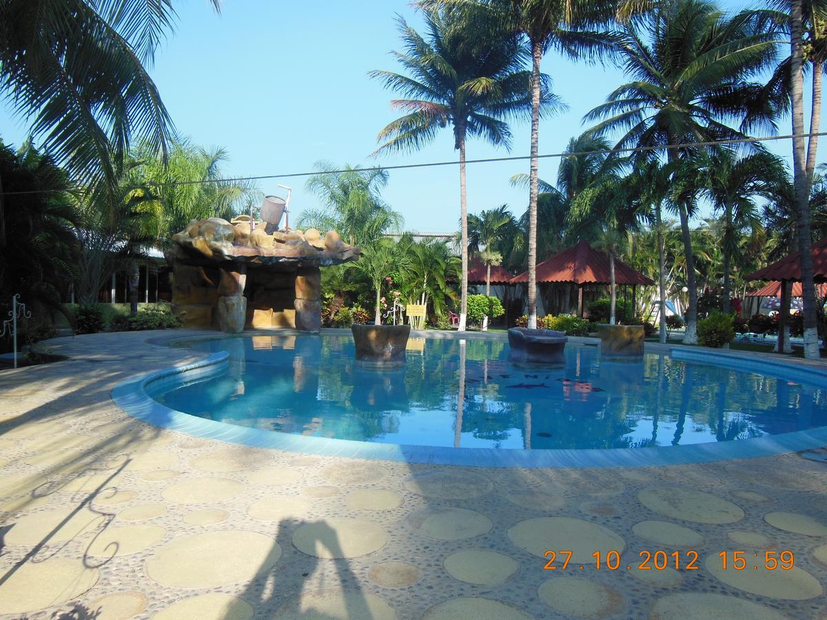 Hotel Santa Cruz Zapaca Exterior foto